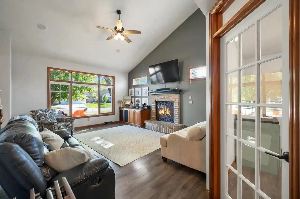 Photo 4 of Single family home for sale at 1915 Pink Dogwood Way, Suamico, WI 54313 | MLS# 50334214 | Listing updated on 2026-10-20