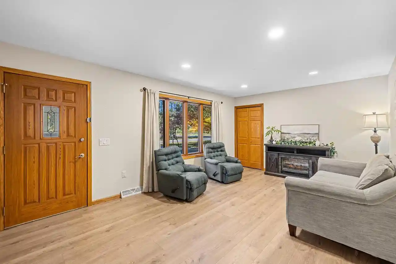 Photo 1 of Single family home for sale at 5007 S Timber St, Schofield, WI 54476 | MLS# 22605112 | Listing updated on 2026-10-15