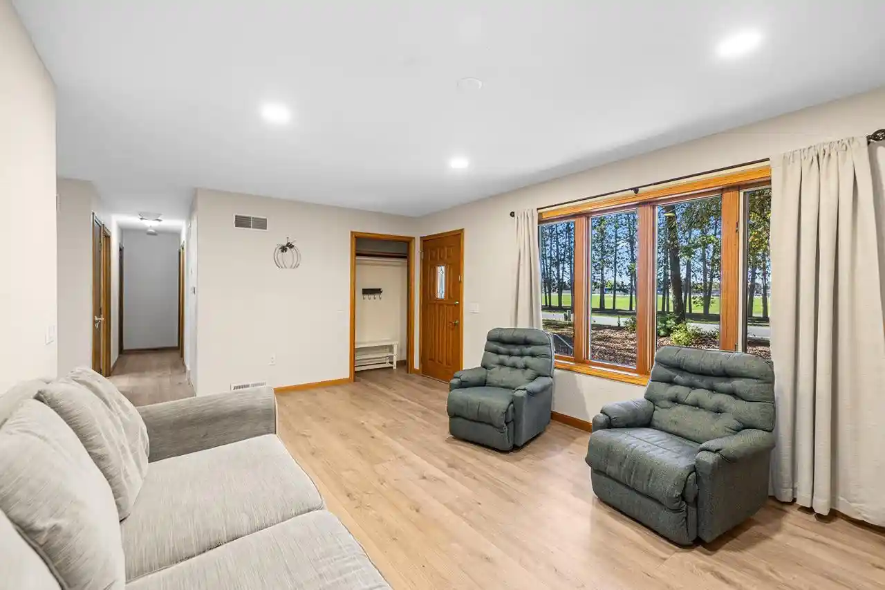 Photo 2 of Single family home for sale at 5007 S Timber St, Schofield, WI 54476 | MLS# 22605112 | Listing updated on 2026-10-15