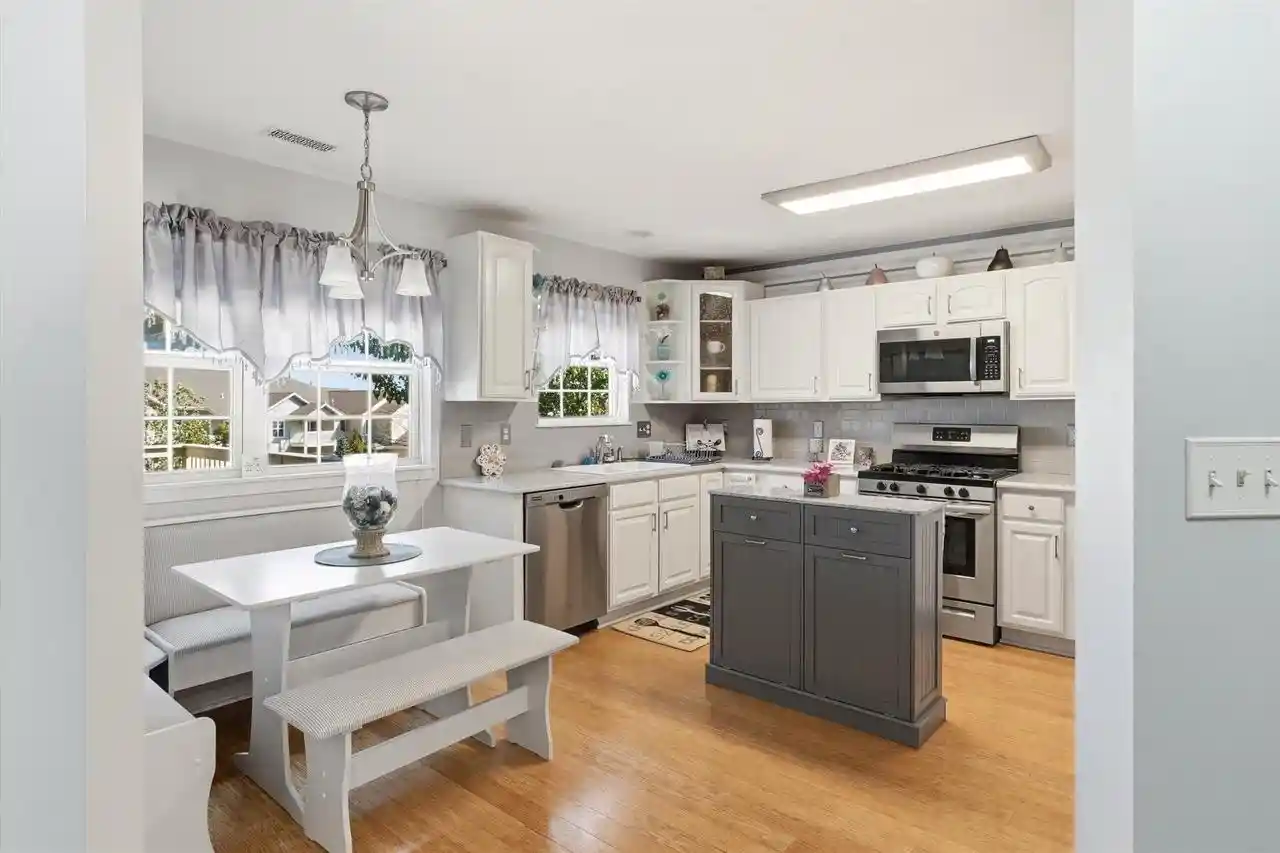 Photo 3 of Condo for sale at 1150 Park Dr #805, Lake Geneva, WI 53147 | MLS# 1984563 | Listing updated on 2026-10-27