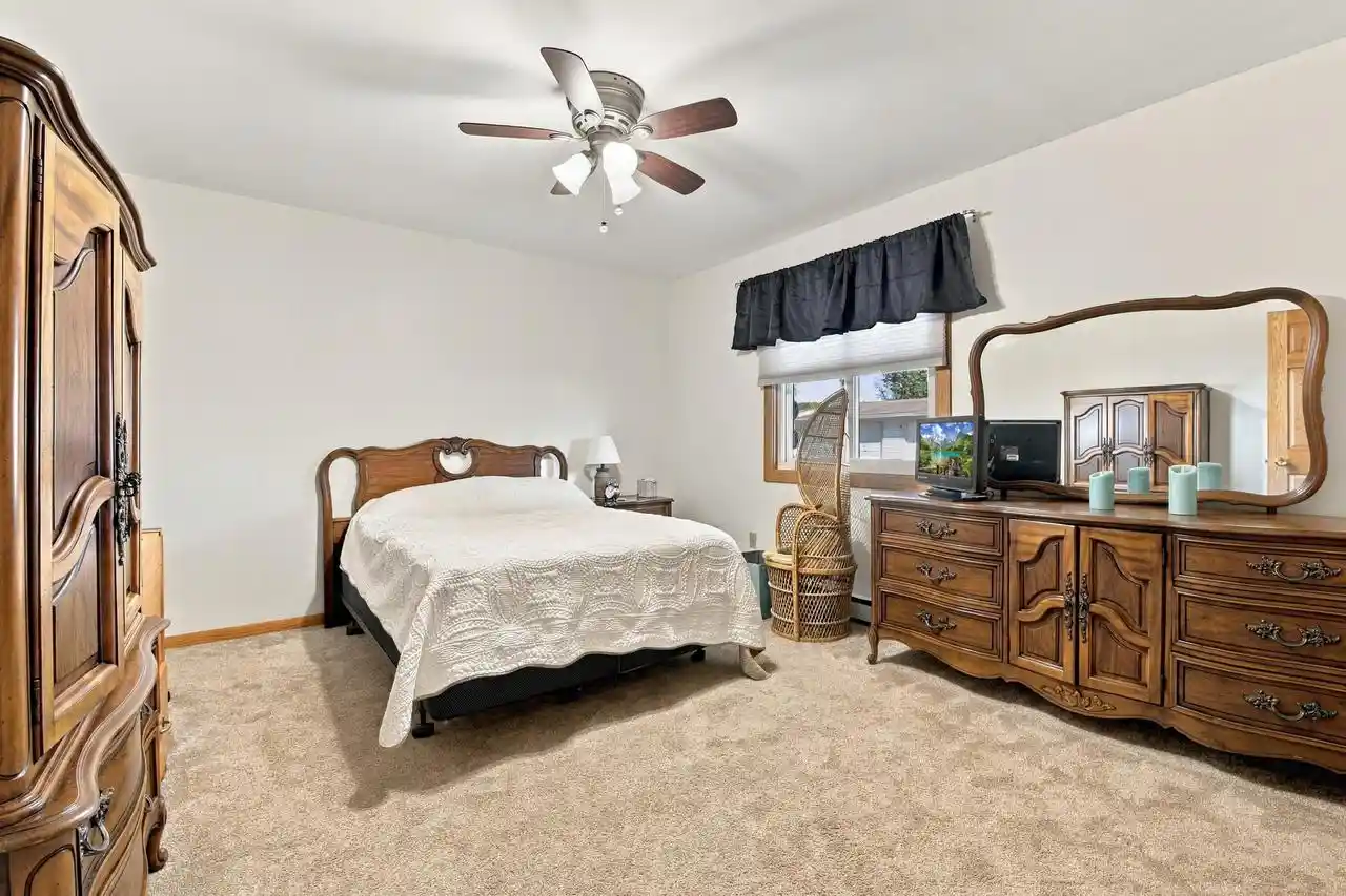 Photo 3 of Condo for sale at W168n11501 El Camino Dr #2-3, Germantown, WI 53022 | MLS# 1984570 | Listing updated on 2026-10-13