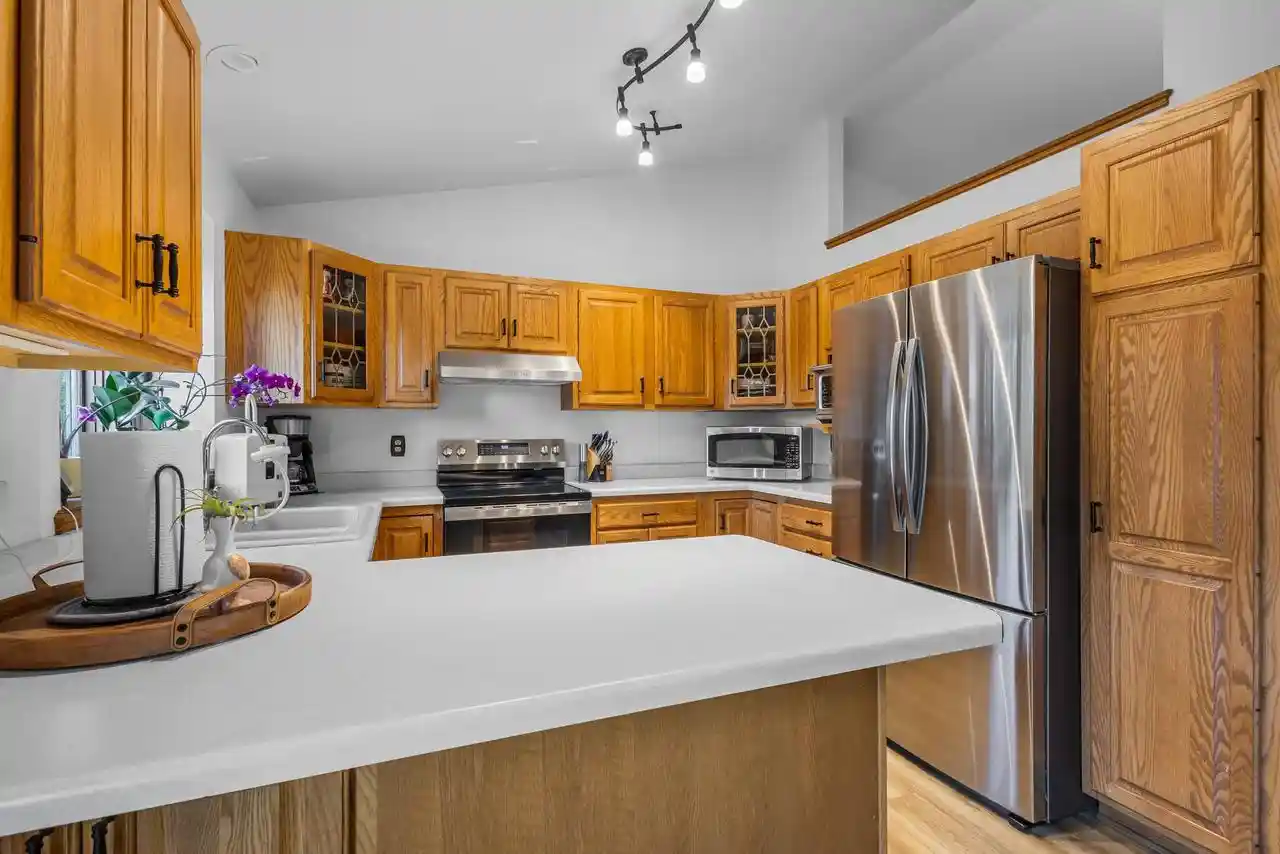 Photo 3 of Single family home for sale at 4030 Prairie Ln, Oshkosh, WI 54901 | MLS# 50334178 | Listing updated on 2026-10-19