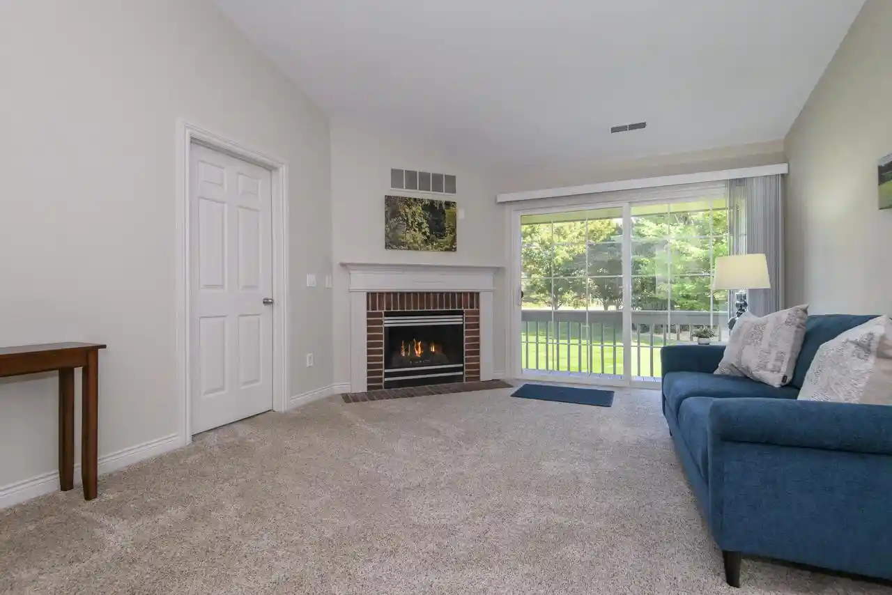 Photo 2 of Condo for sale at 652 Pewaukee Rd #E, Pewaukee, WI 53072 | MLS# 1984572 | Listing updated on 2026-10-16
