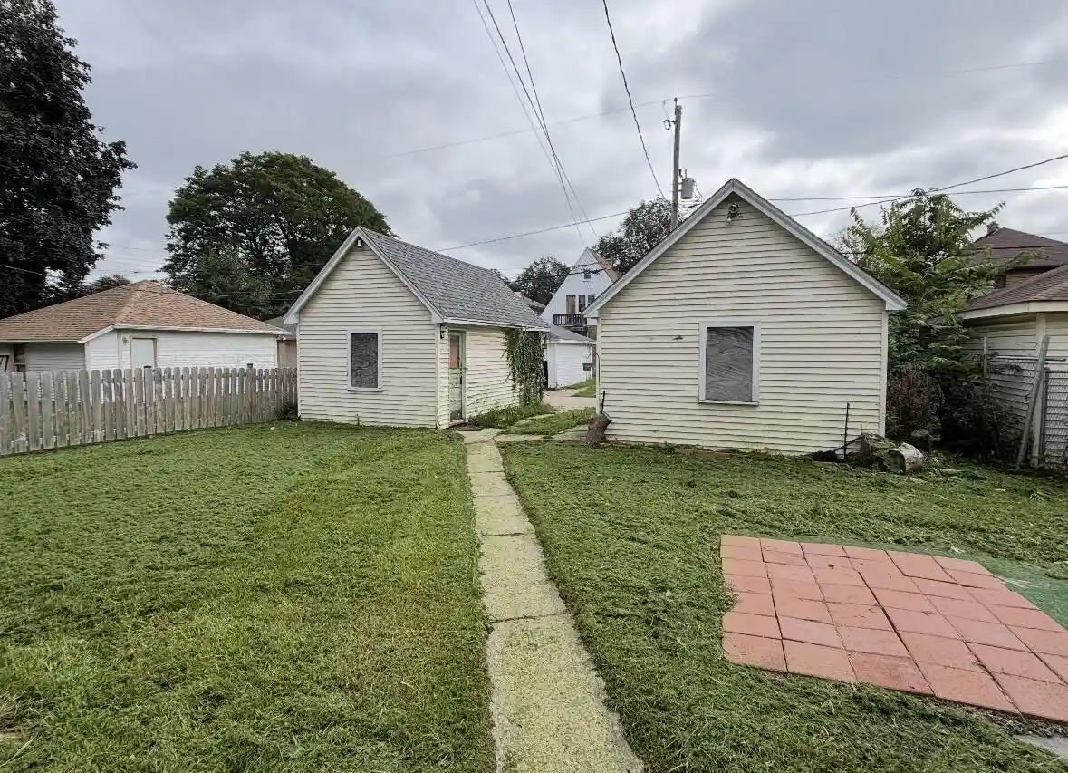 Photo 2 of Single family home for sale at 3914 N 42nd Street, Milwaukee, WI 53216 | MLS# 1984577 | Listing updated on 2026-10-21