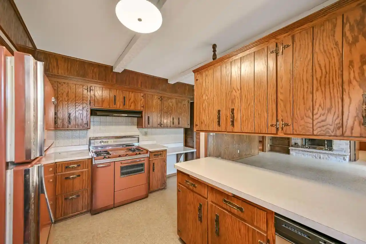 Photo 2 of Single family home for sale at 5236 S 44th Street, Greenfield, WI 53220 | MLS# 1984573 | Listing updated on 2026-10-24