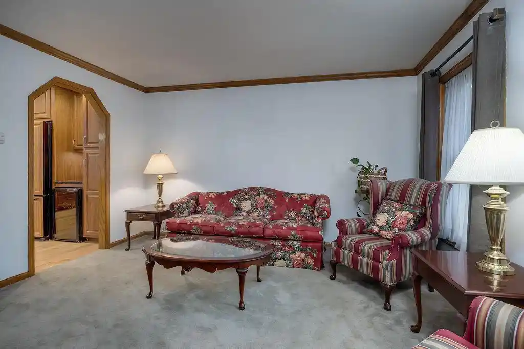 Photo 3 of Single family home for sale at 1098 Lori Ln, Sun Prairie, WI 53590 | MLS# 2034547 | Listing updated on 2026-10-29