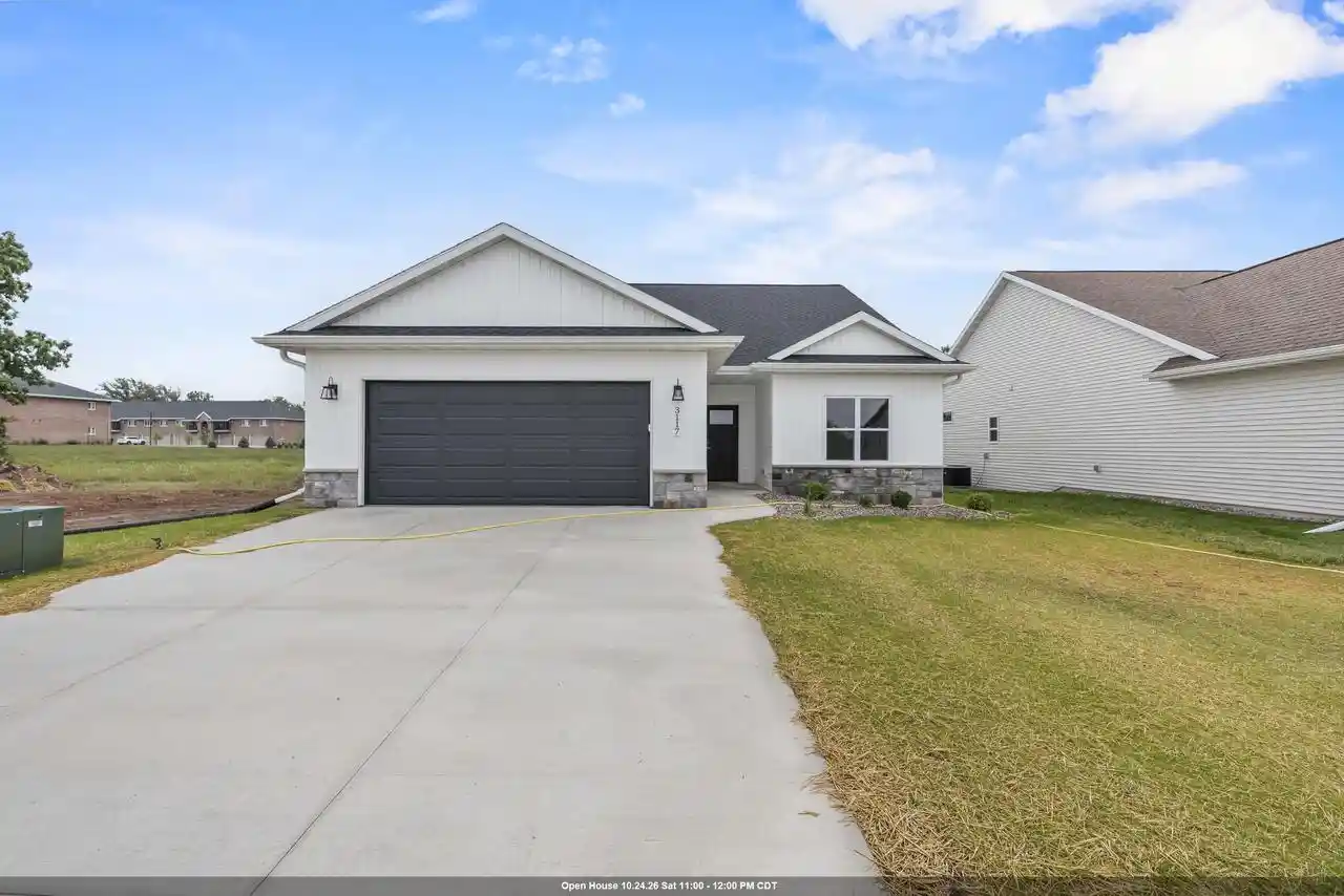 Photo 1 of Single family home for sale at 3117 Lazy Oak Ct, Green Bay, WI 54311 | MLS# 50334231 | Listing updated on 2026-10-21
