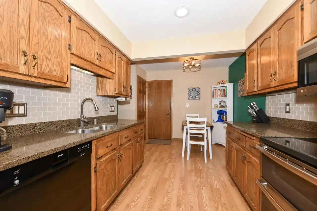 Photo 4 of Condo for sale at 7535 W Tuckaway Crk Dr, Franklin, WI 53132 | MLS# 1984599 | Listing updated on 2026-10-22
