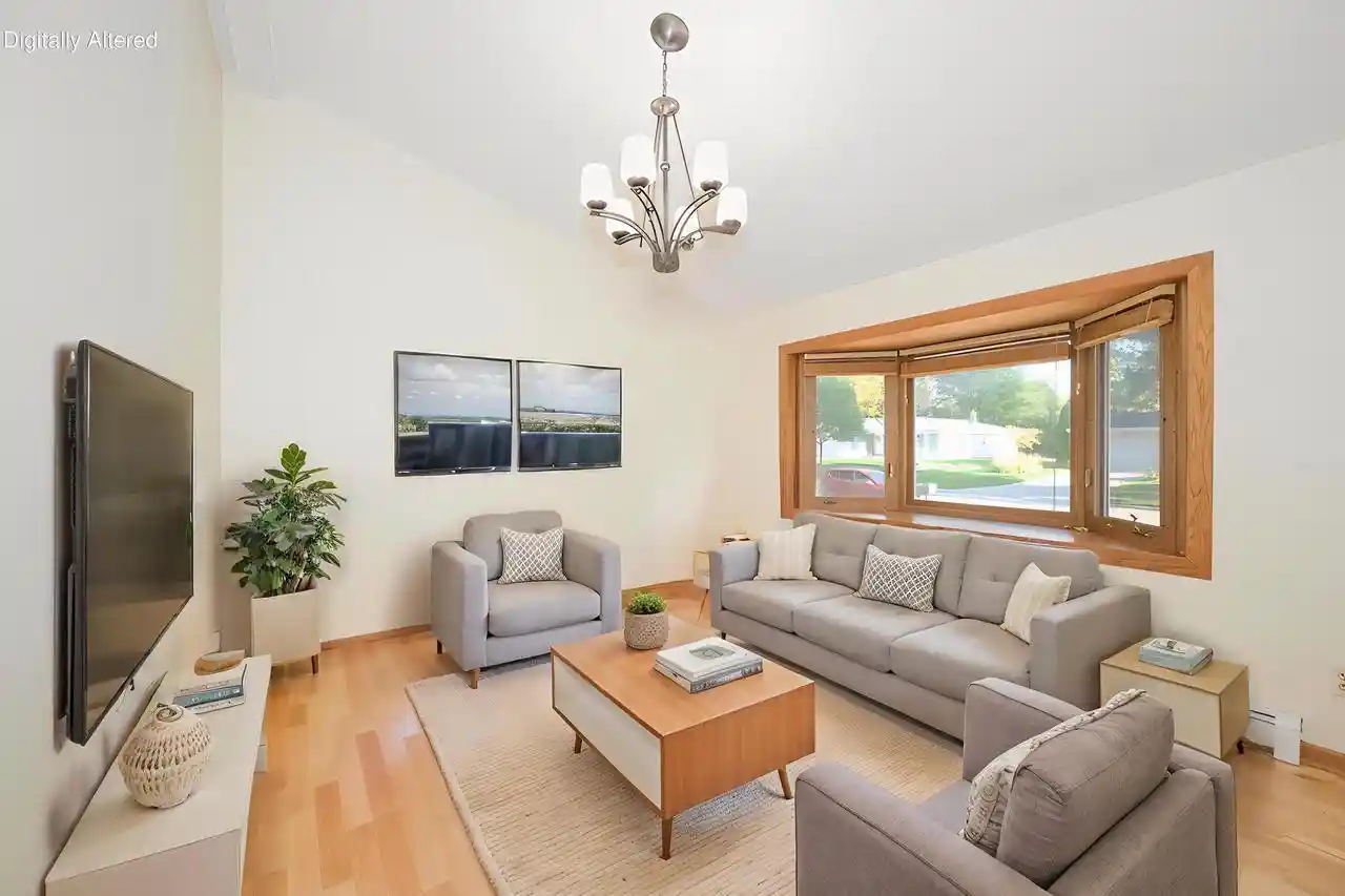 Photo 3 of Single family home for sale at 7021 W Southview Dr, Franklin, WI 53132 | MLS# 1984604 | Listing updated on 2026-10-21
