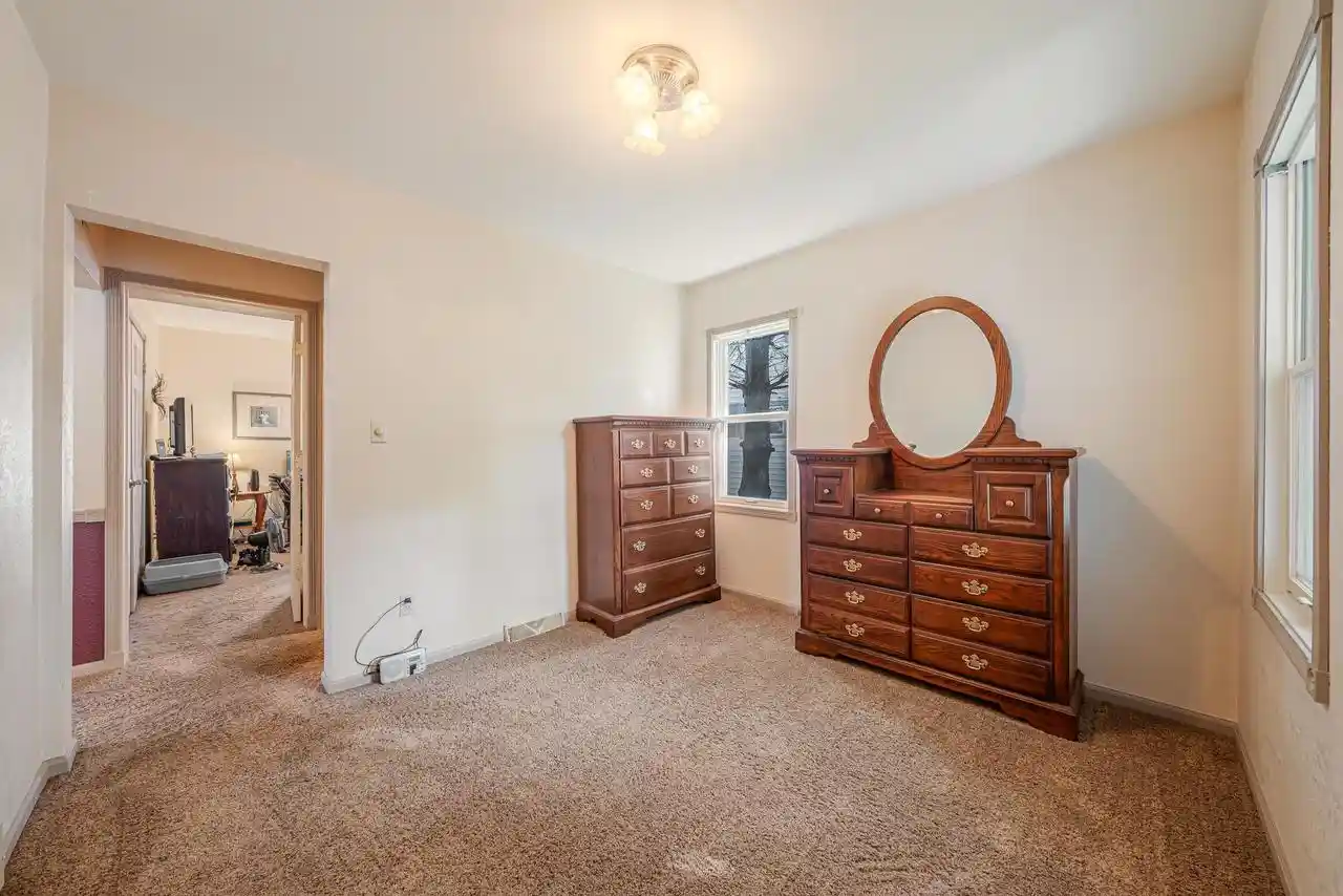 Photo 3 of Sale Pending at 821 E Commercial St, Appleton, WI 54911 | MLS# 50334247 | Listing updated on 2026-10-22
