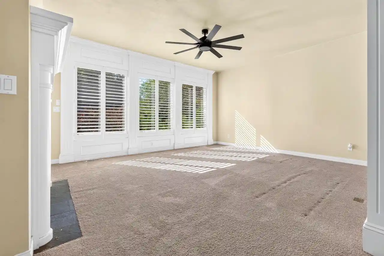 Photo 3 of Single family home for sale at 309 E Wentworth Ln, Appleton, WI 54913 | MLS# 50334228 | Listing updated on 2026-10-21