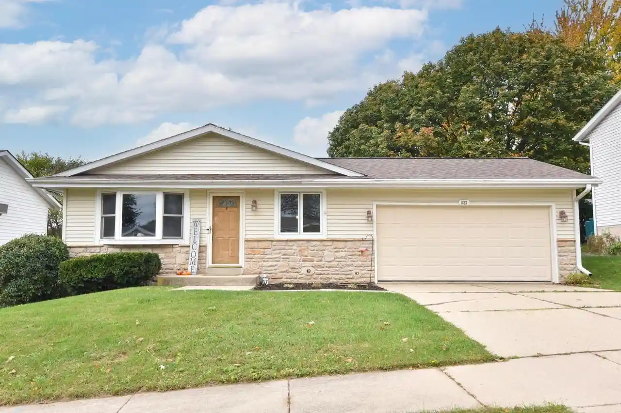 Single family home for sale at 822 Kings Ridge Ct W, West Bend, WI 53090 | MLS# 1984615