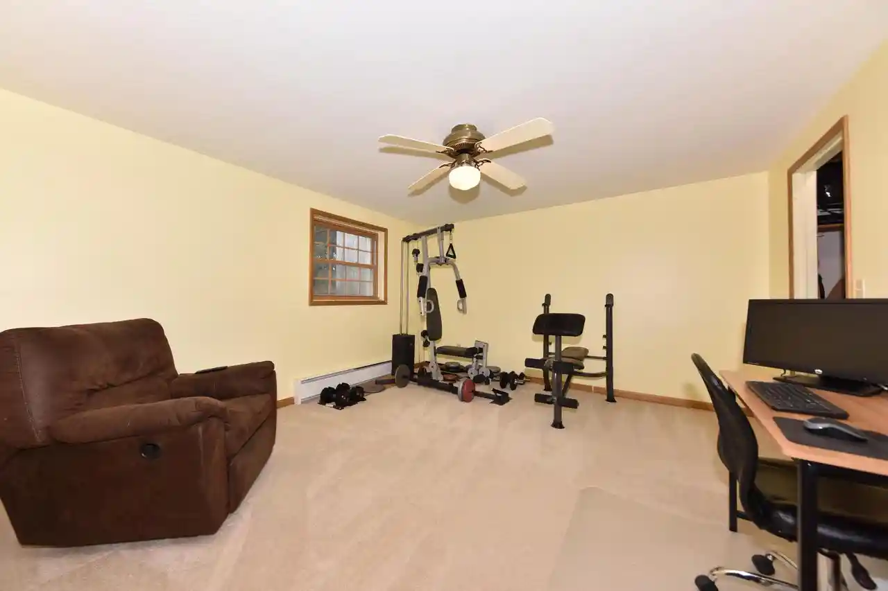 Photo 1 of Single family home for sale at 822 Kings Ridge Ct W, West Bend, WI 53090 | MLS# 1984615 | Listing updated on 2026-10-23