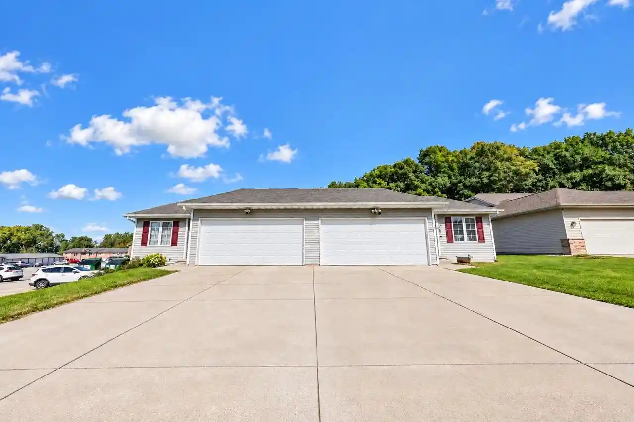 Photo 1 of Multi family home for sale at 2725 Humboldt Rd, Green Bay, WI 54311 | MLS# 50334256 | Listing updated on 2026-10-22