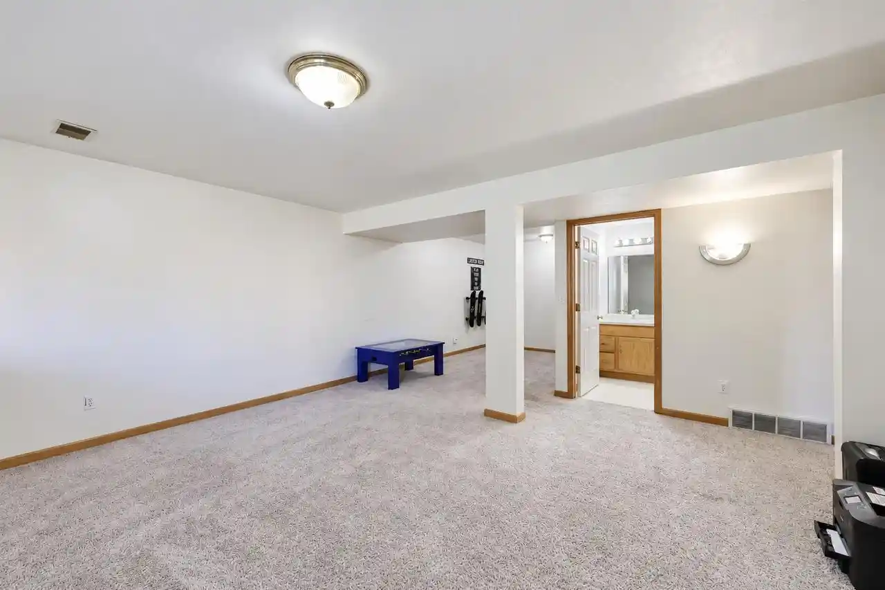 Photo 4 of Multi family home for sale at 2725 Humboldt Rd, Green Bay, WI 54311 | MLS# 50334256 | Listing updated on 2026-10-22
