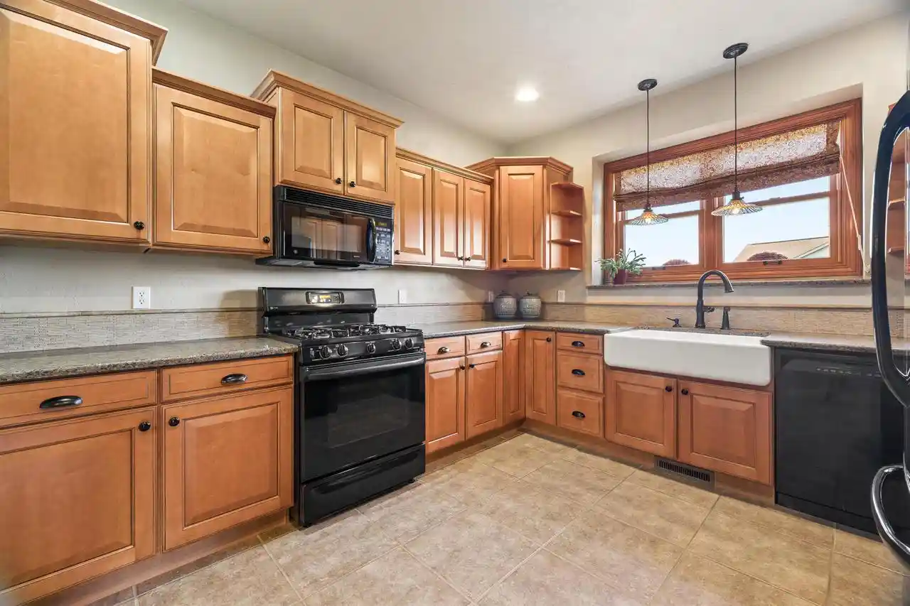 Photo 2 of Single family home for sale at 2993 Georgetown Pl, Menasha, WI 54952 | MLS# 50334252 | Listing updated on 2026-10-19