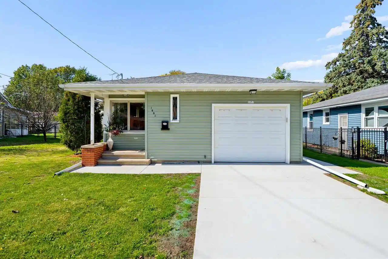 Photo 1 of Single family home for sale at 1651 Wisconsin St, Oshkosh, WI 54901 | MLS# 50334241 | Listing updated on 2026-10-19