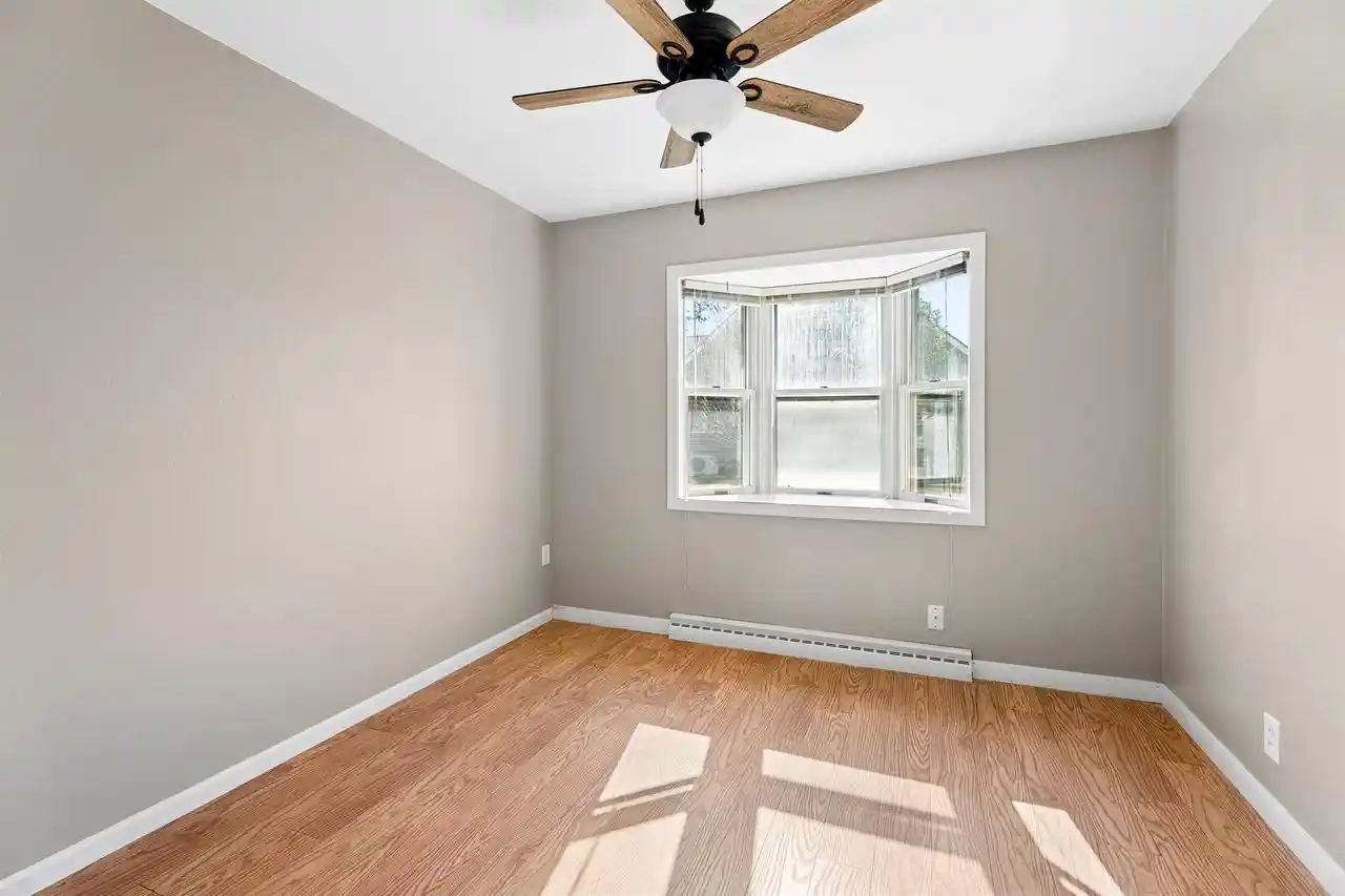 Photo 3 of Single family home for sale at 1651 Wisconsin St, Oshkosh, WI 54901 | MLS# 50334241 | Listing updated on 2026-10-19