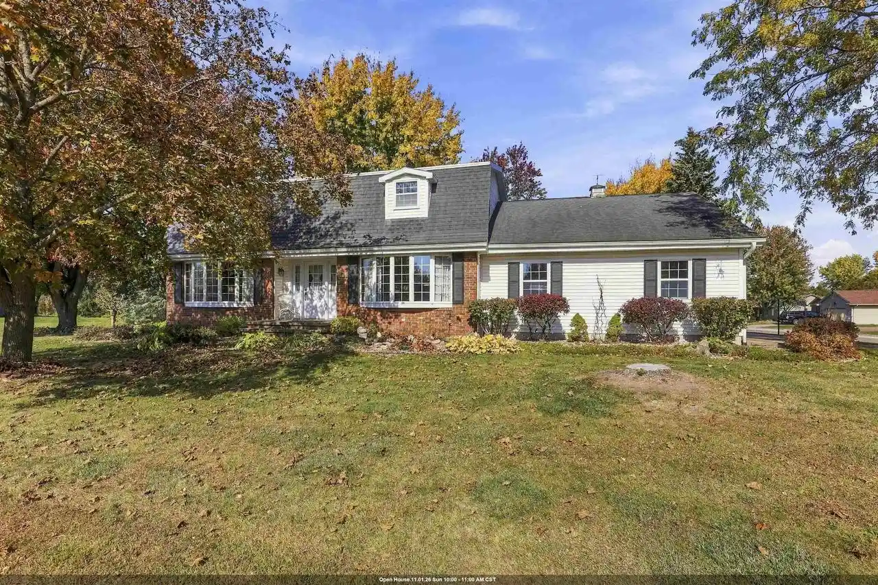 Single family home for sale at 201 Pinecrest Ct, Black Creek, WI 54106 | MLS# 50334262