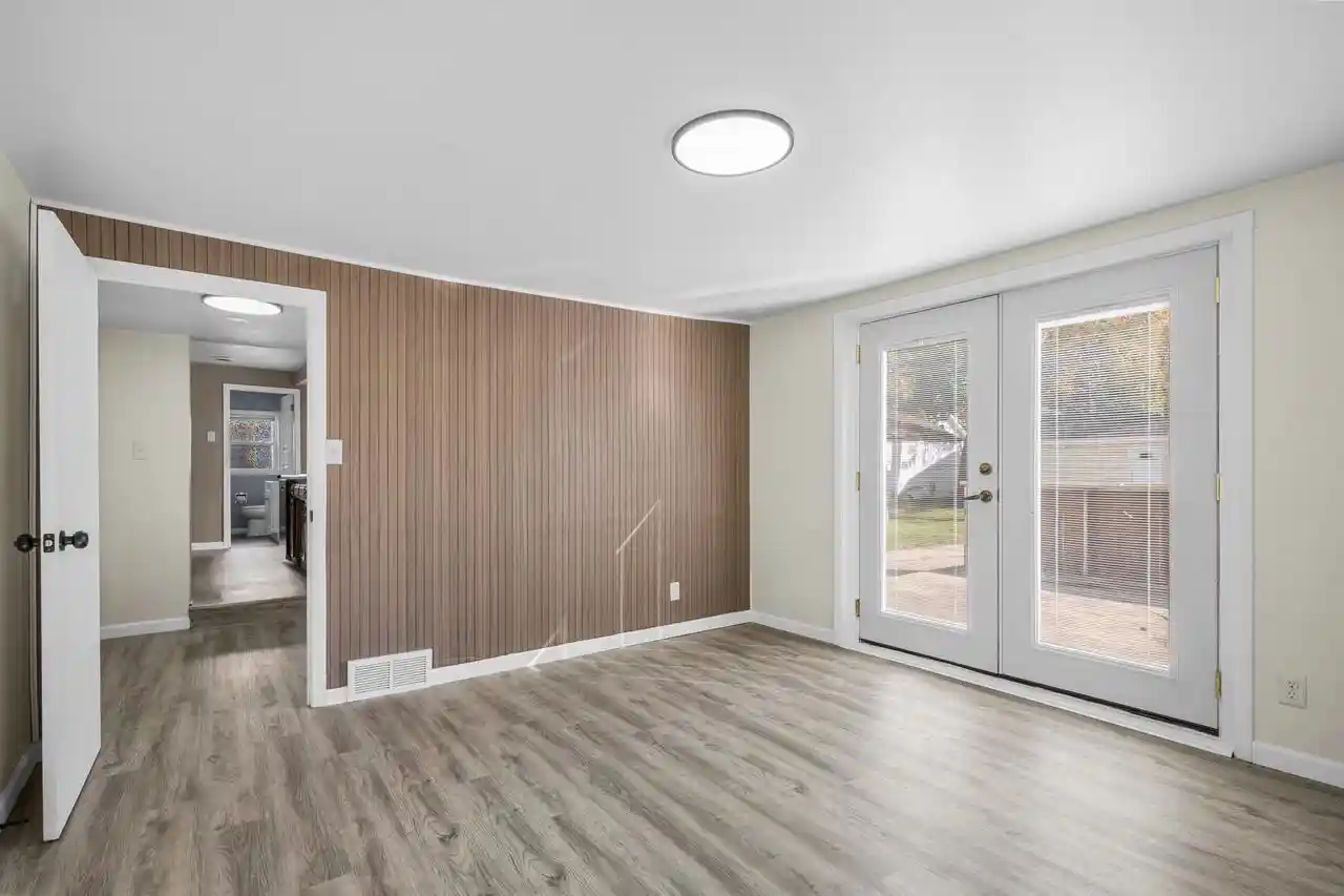 Photo 3 of Single family home for sale at 208 N Superior St, De Pere, WI 54115 | MLS# 50334260 | Listing updated on 2026-10-19