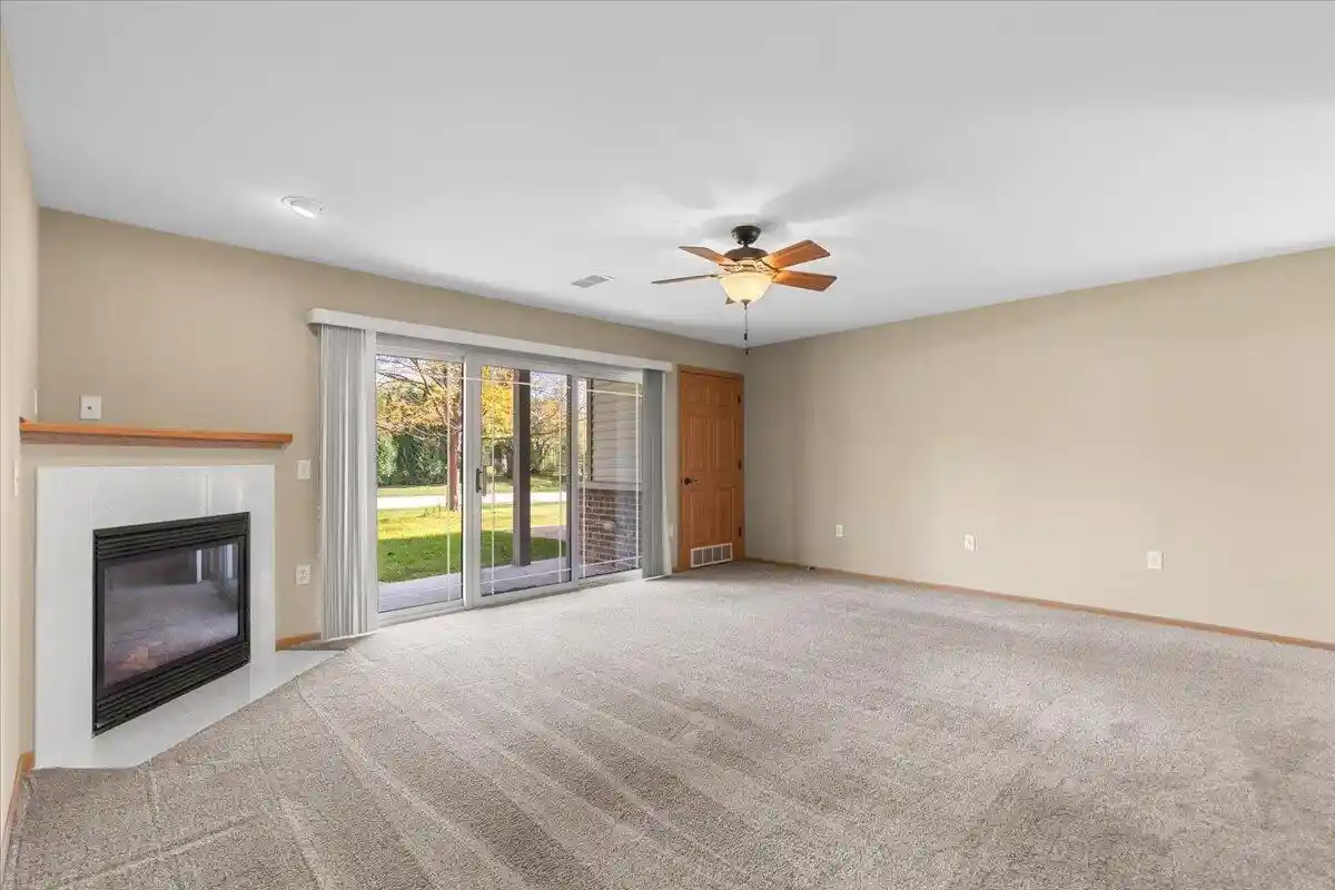 Photo 3 of Condo for sale at 934 Spring Ct, West Bend, WI 53095 | MLS# 1984633 | Listing updated on 2026-10-13