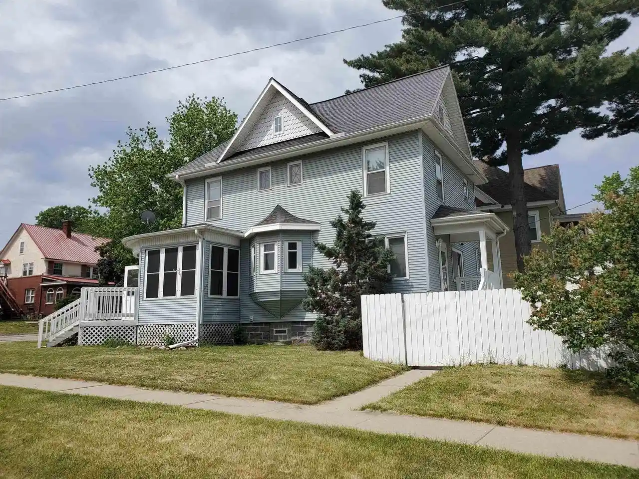 Photo 1 of Single family home for sale at 401 W Conant St, Portage, WI 53901 | MLS# 2034572 | Listing updated on 2026-10-13