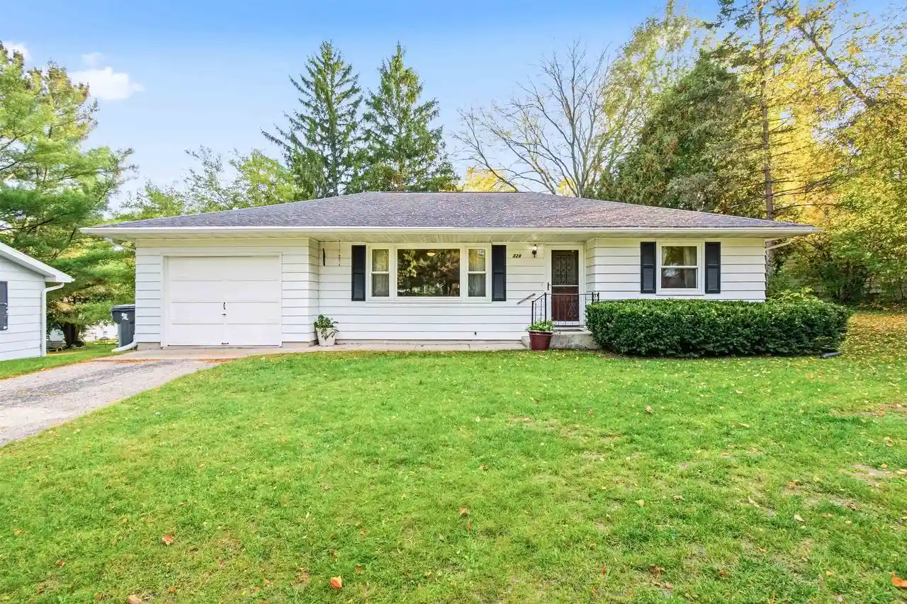 Photo 1 of Single family home for sale at 328 Knowlton St, Waterloo, WI 53594 | MLS# 2034573 | Listing updated on 2026-10-16