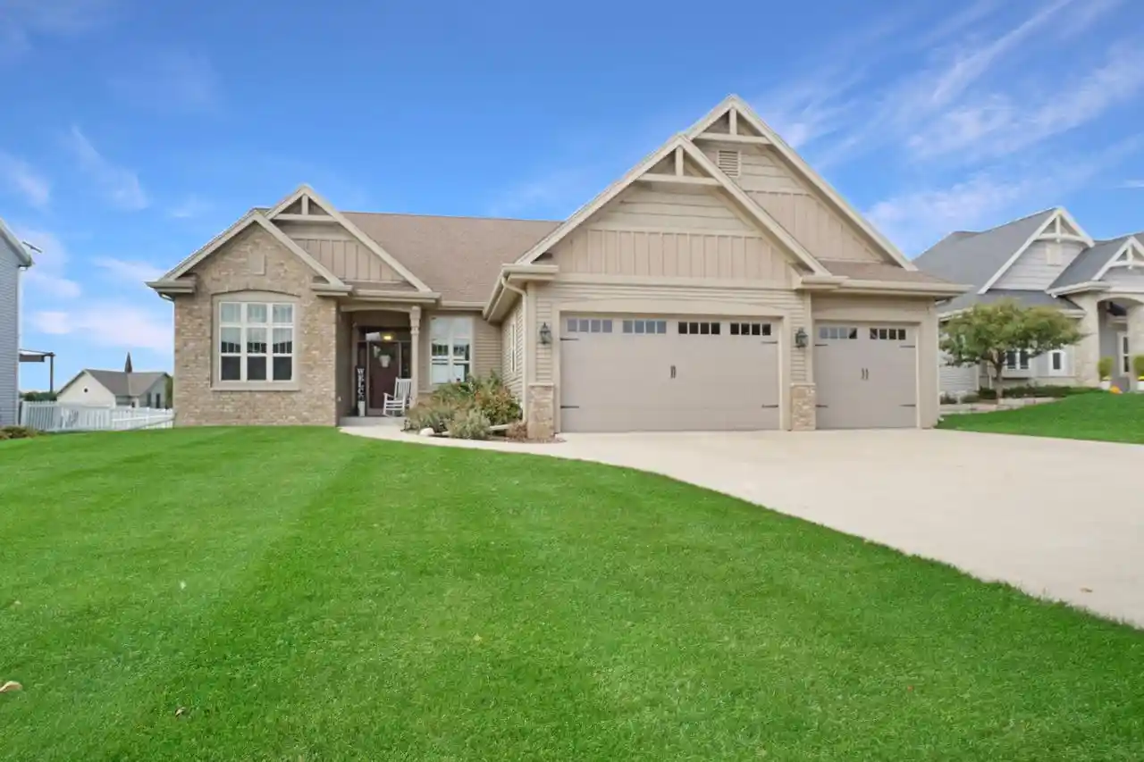 Single family home for sale at 517 Spur Rd, Slinger, WI 53086 | MLS# 1984653