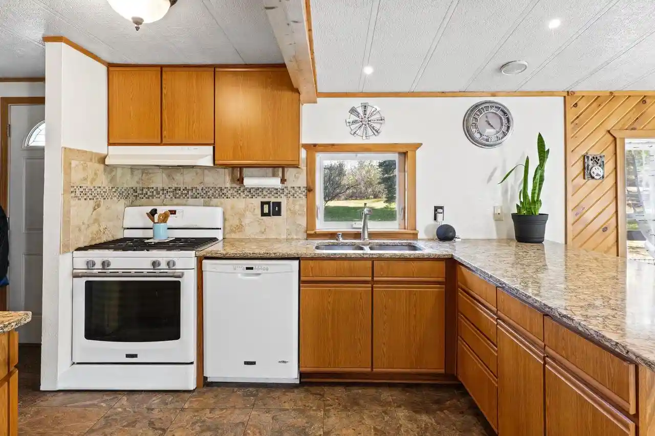 Photo 4 of Single family home for sale at W861 Summit Ct, Green Lake, WI 54941 | MLS# 2034580 | Listing updated on 2026-10-26