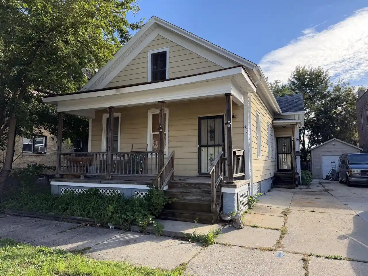 Photo 1 of Single family home for sale at 1707 Erie St, Racine, WI 53402 | MLS# 1984663 | Listing updated on 2026-10-13