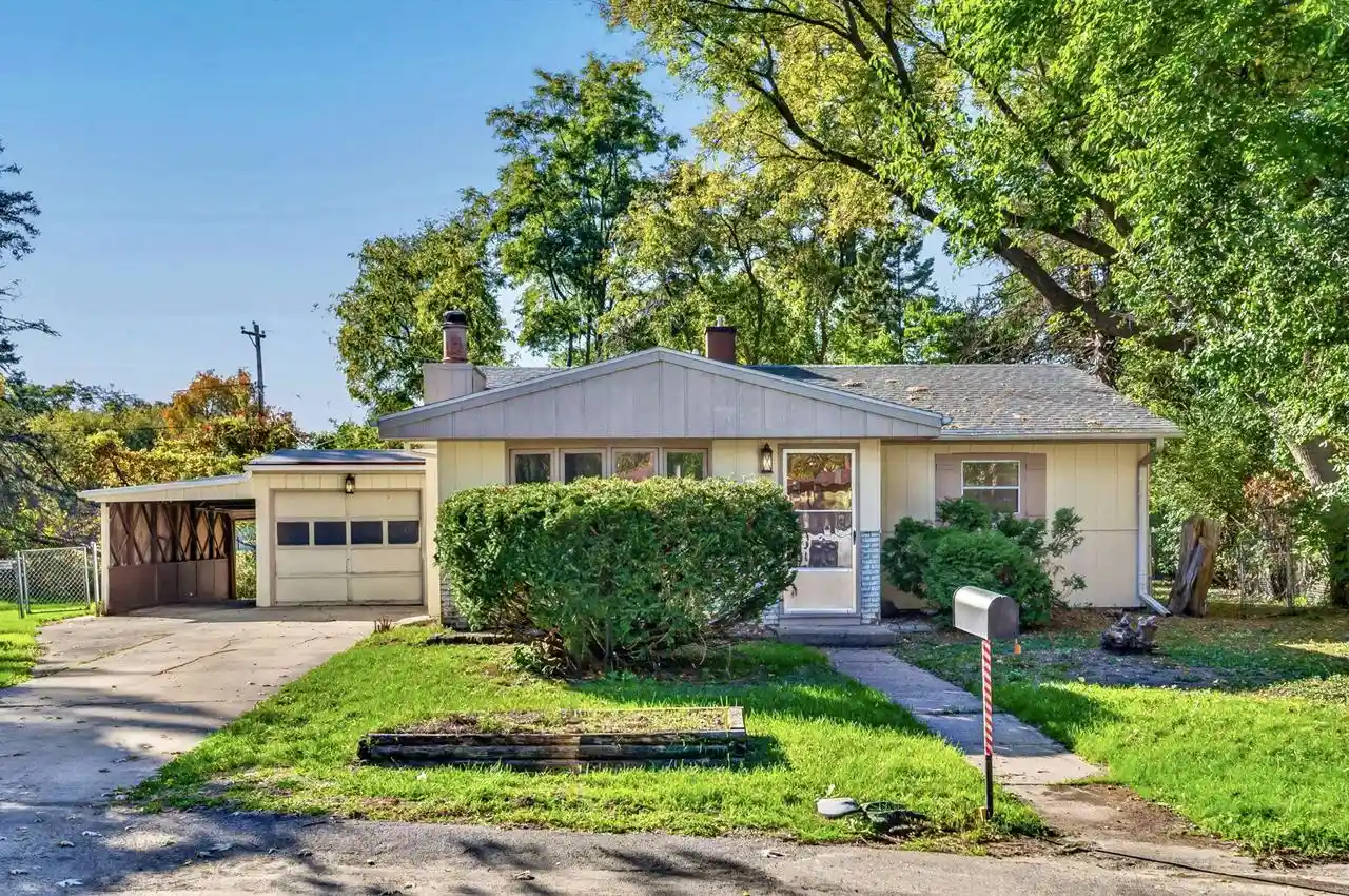 Photo 1 of Single family home for sale at 975 Dane St, Madison, WI 53713 | MLS# 2034586 | Listing updated on 2026-10-20