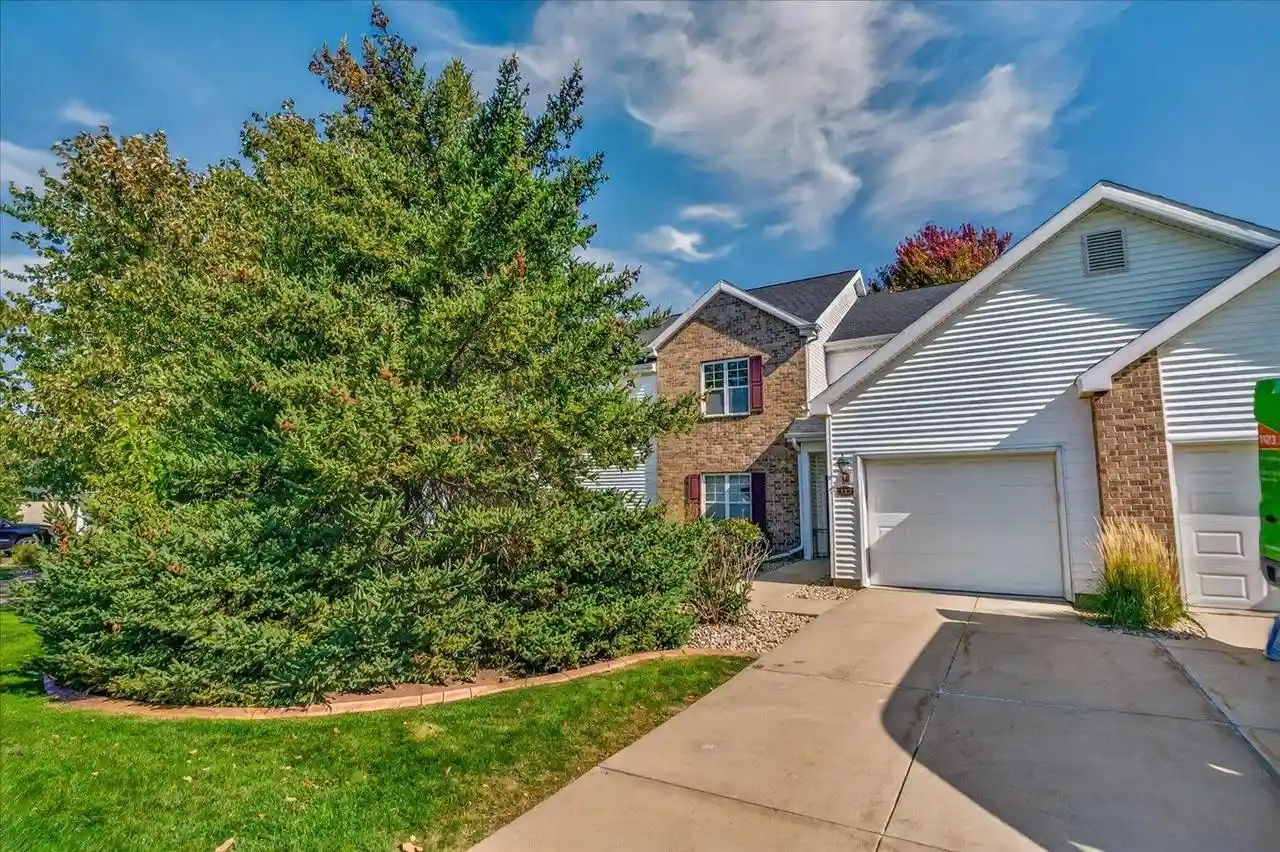 Listing Photo 1 - Condo for sale in 712 Dunn Ave located at 712 Dunn Ave, Oregon, WI 53575 - Unit 712 Dunn Ave