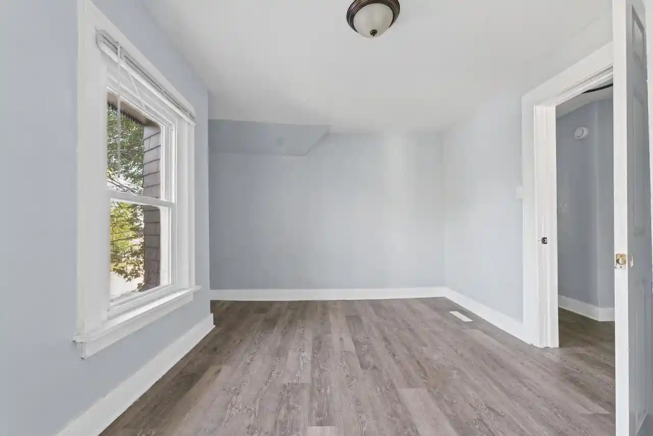 Photo 4 of Single family home for sale at 3701 W Kilbourn Ave, Milwaukee, WI 53208 | MLS# 1984692 | Listing updated on 2026-10-14