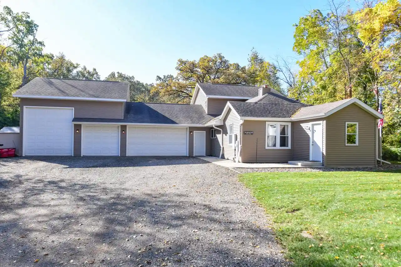 Single family home for sale at S63w16591 College Ave, Muskego, WI 53150 | MLS# 1984696