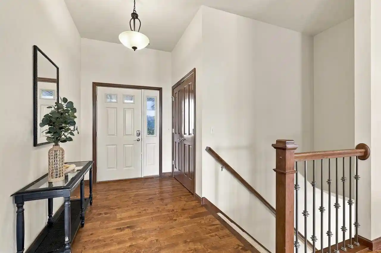 Photo 3 of Single family home for sale at 2701 E Glenhurst Ln, Appleton, WI 54913 | MLS# 50334275 | Listing updated on 2026-10-19