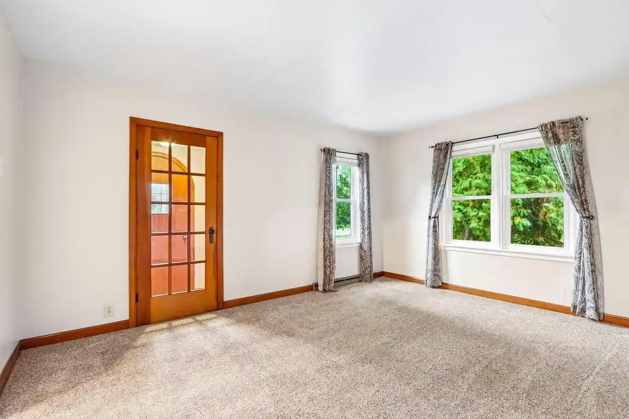 Photo 2 of Single family home for sale at 6416 W Freistadt Rd, Mequon, WI 53092 | MLS# 1984703 | Listing updated on 2026-10-24