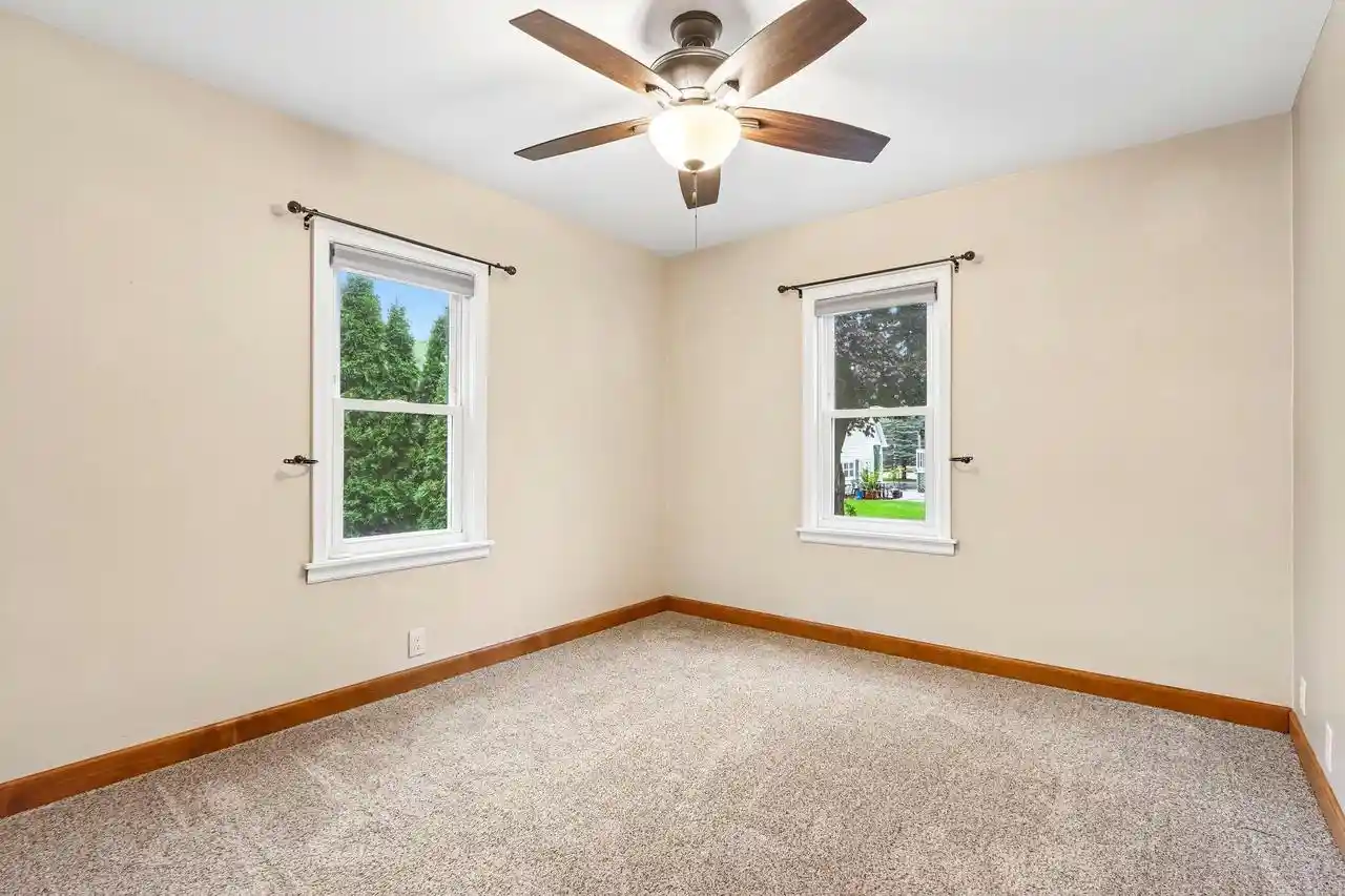 Photo 4 of Single family home for sale at 6416 W Freistadt Rd, Mequon, WI 53092 | MLS# 1984703 | Listing updated on 2026-10-24