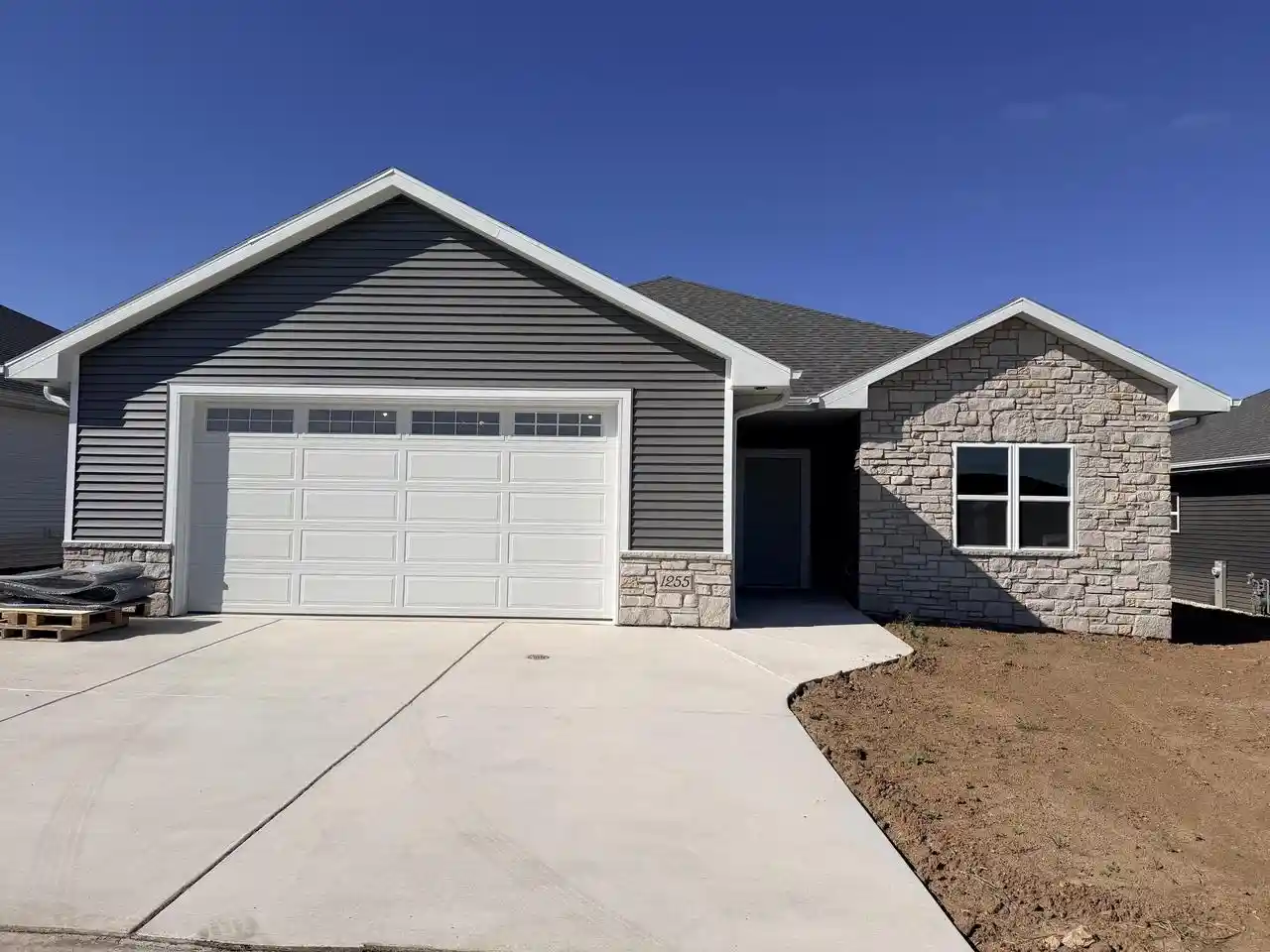 Photo 1 of Condo for sale at 1255 Autumn Fld Ln, De Pere, WI 54115 | MLS# 50334284 | Listing updated on 2026-10-14
