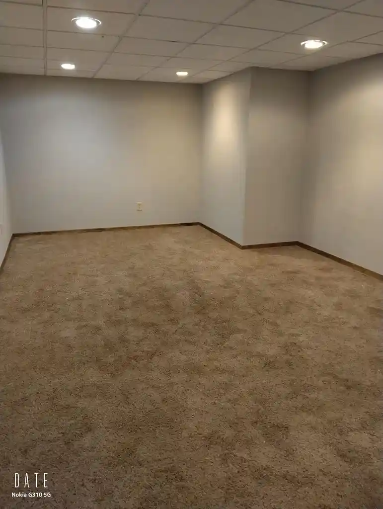 Listing Photo 5 - Condo for sale in building located at 5278 Somerset Ln S, Milwaukee, WI 53221