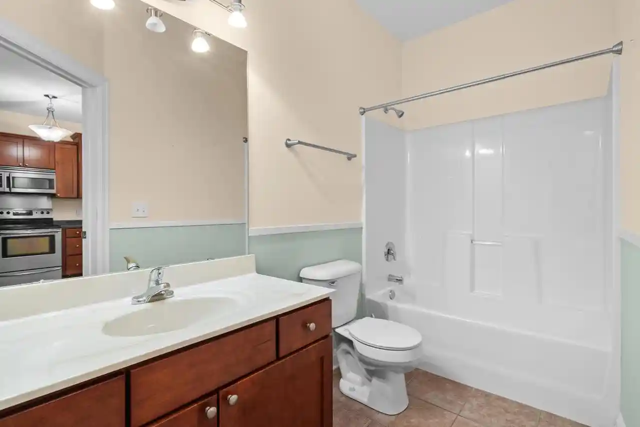 Photo 3 of Condo for sale at 2561 W Colonial Woods Dr, Oak Creek, WI 53154 | MLS# 1984726 | Listing updated on 2026-10-29