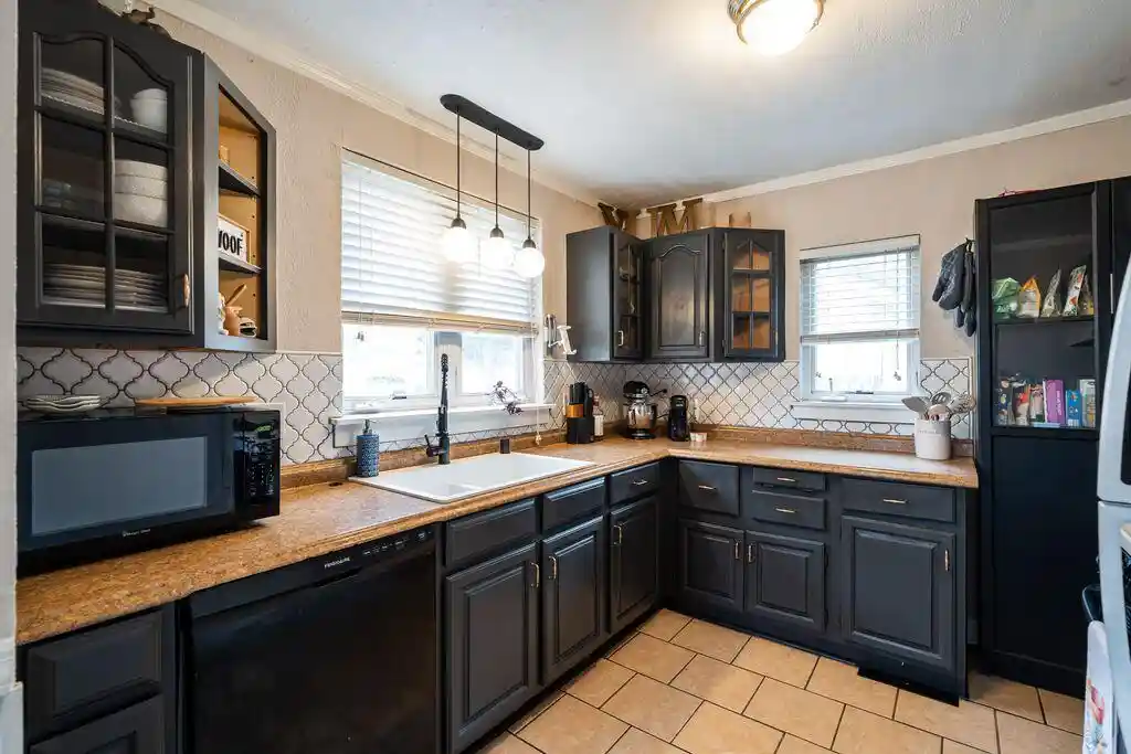Photo 2 of Single family home for sale at 4433 S Nicholson Ave, Saint Francis, WI 53235 | MLS# 1984728 | Listing updated on 2026-10-22