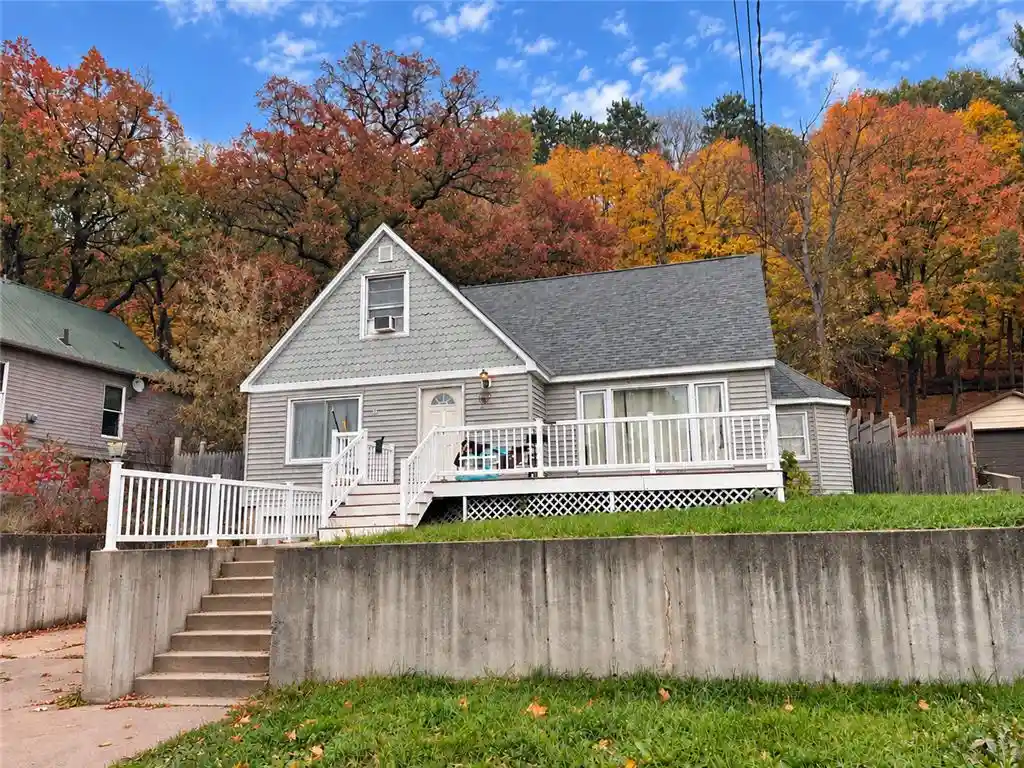 Photo 3 of Single family home for sale at 308 S Adams St, Saint Croix Falls, WI 54024 | MLS# 7159843 | Listing updated on 2026-10-22