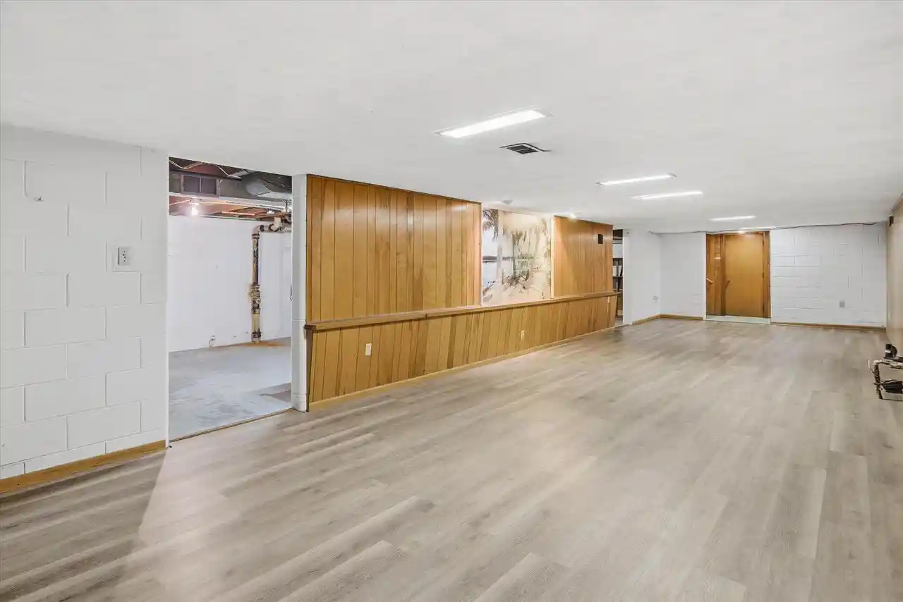 Photo 2 of Single family home for sale at 918 S 7th Avenue, West Bend, WI 53095 | MLS# 1984736 | Listing updated on 2026-10-14