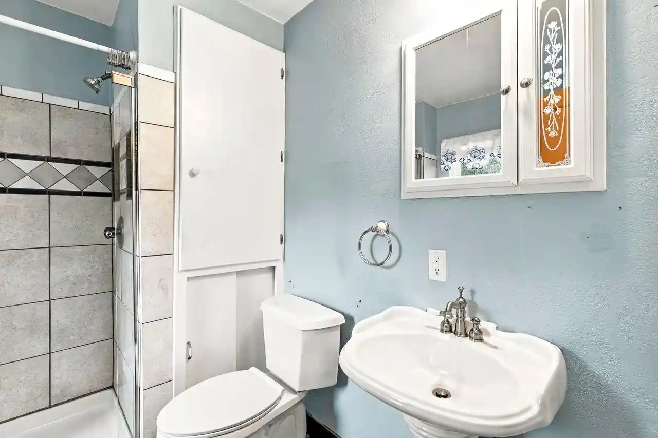 Photo 3 of Single family home for sale at 1423 Western St, Oshkosh, WI 54901 | MLS# 50334265 | Listing updated on 2026-10-14