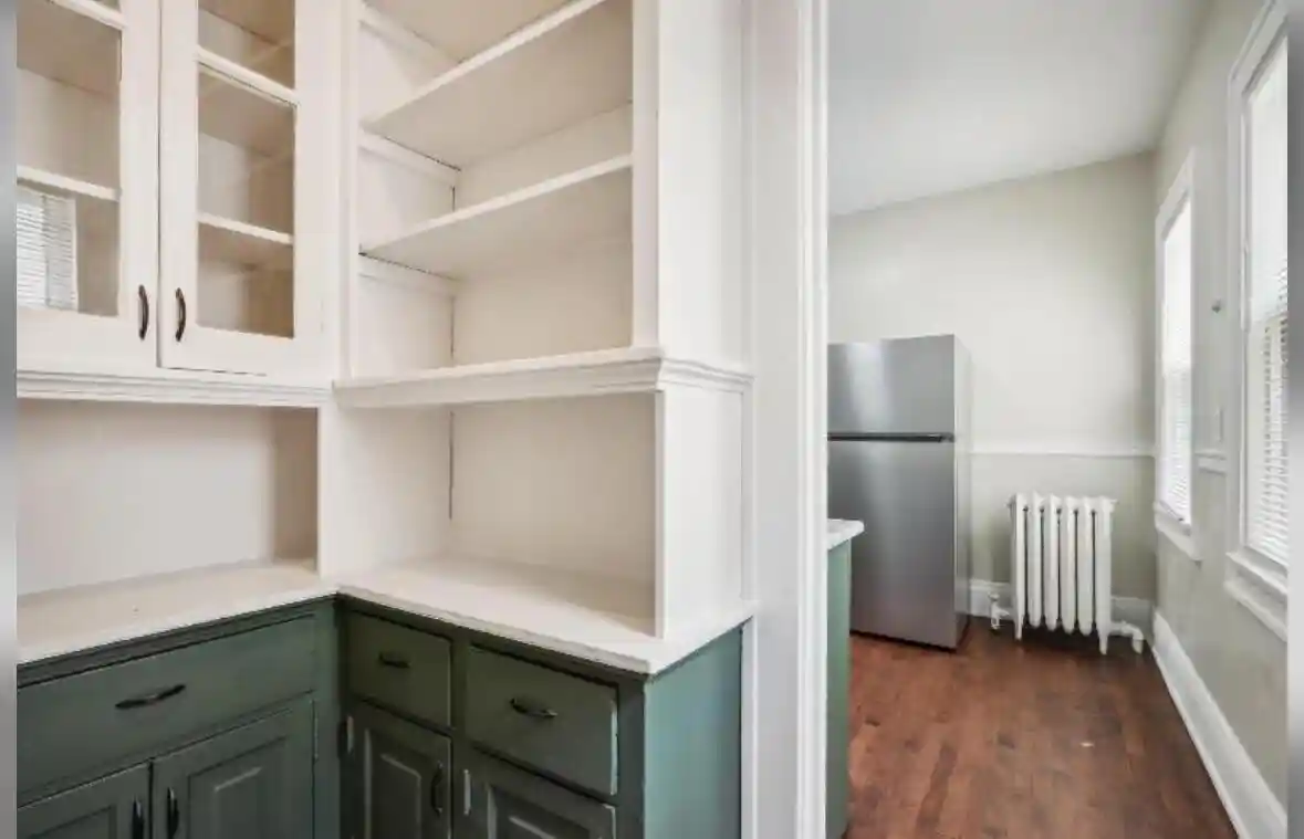 Photo 2 of Multi family home for sale at 3006 N Murray Ave #3008, Milwaukee, WI 53211 | MLS# 1984737 | Listing updated on 2026-10-26