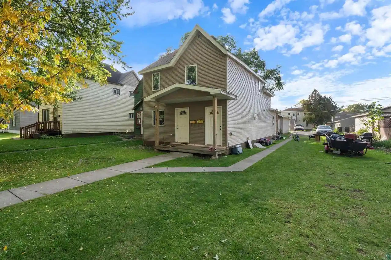 Photo 1 of Multi family home for sale at 1911 Lackawanna Ave, Superior, WI 54880 | MLS# 6128482 | Listing updated on 2026-10-26