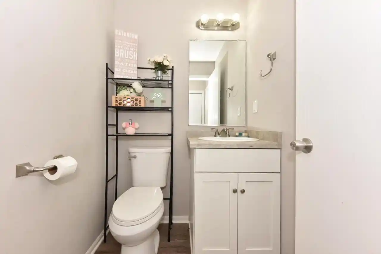Photo 4 of Single family home for sale at 10102 W Jonen St, Milwaukee, WI 53224 | MLS# 1984741 | Listing updated on 2026-10-21