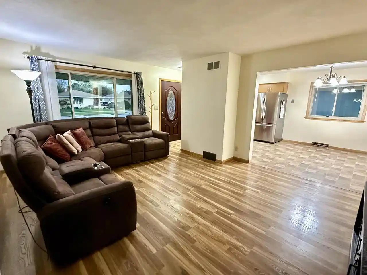 Photo 3 of Single family home for sale at 1120 Virginia St, Racine, WI 53405 | MLS# 1984746 | Listing updated on 2026-10-18