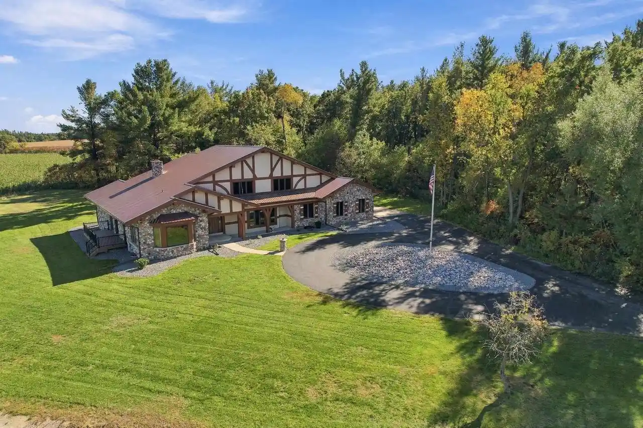 Photo 1 of Single family home for sale at 1943 County Rd A N, Amherst Junction, WI 54407 | MLS# 22605137 | Listing updated on 2026-10-21