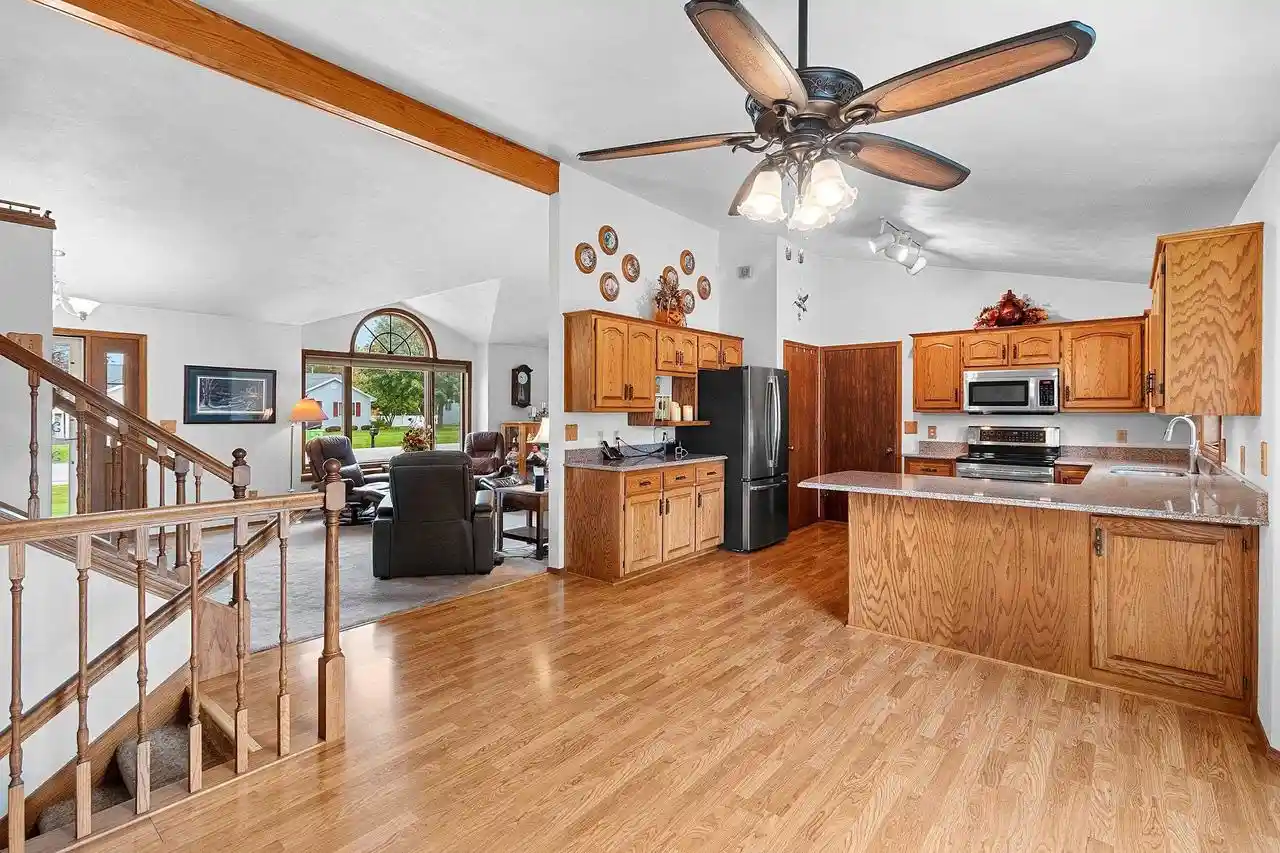 Photo 2 of Single family home for sale at N9653 Gina Dr, Appleton, WI 54915 | MLS# 50334309 | Listing updated on 2026-10-25
